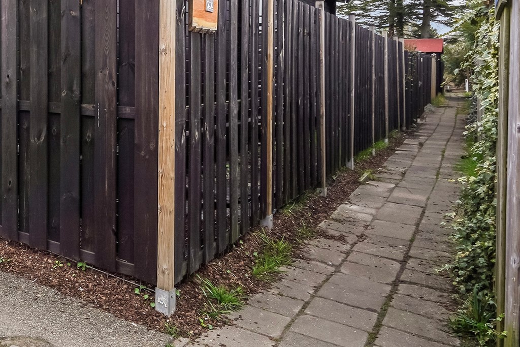 Zonnehoek 106 Ingang pad richting